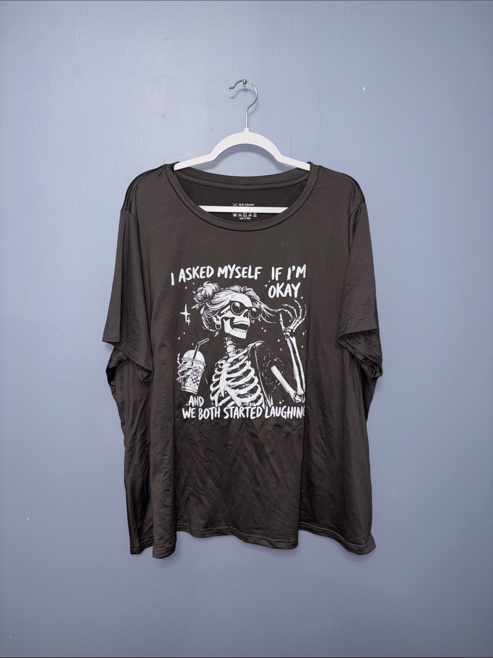 SHEIN • Gray Graphic T-Shirt